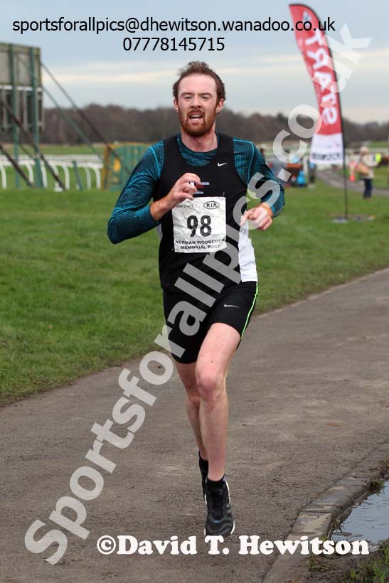 Elswick Harriers Norman Woodcock Memorial 5 Mile Road Race, Gosforth Park, Newcastle. Photo: David T. Hewitson/Sports for All Pics
